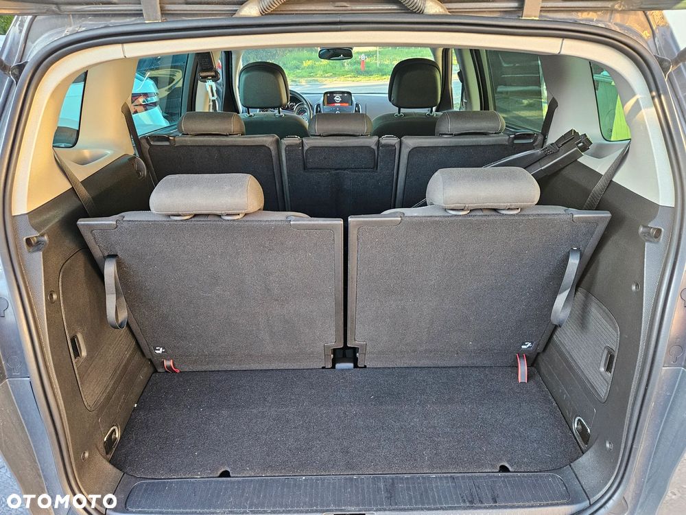 Opel Zafira 2.0 D (CDTI ecoFLEX) Start/Stop Active - 14