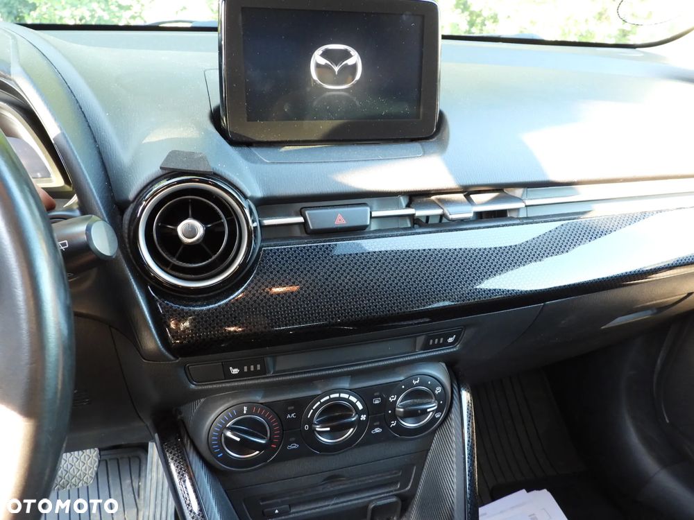 Mazda 2 SKYACTIV-G 90 Exclusive-Line - 17