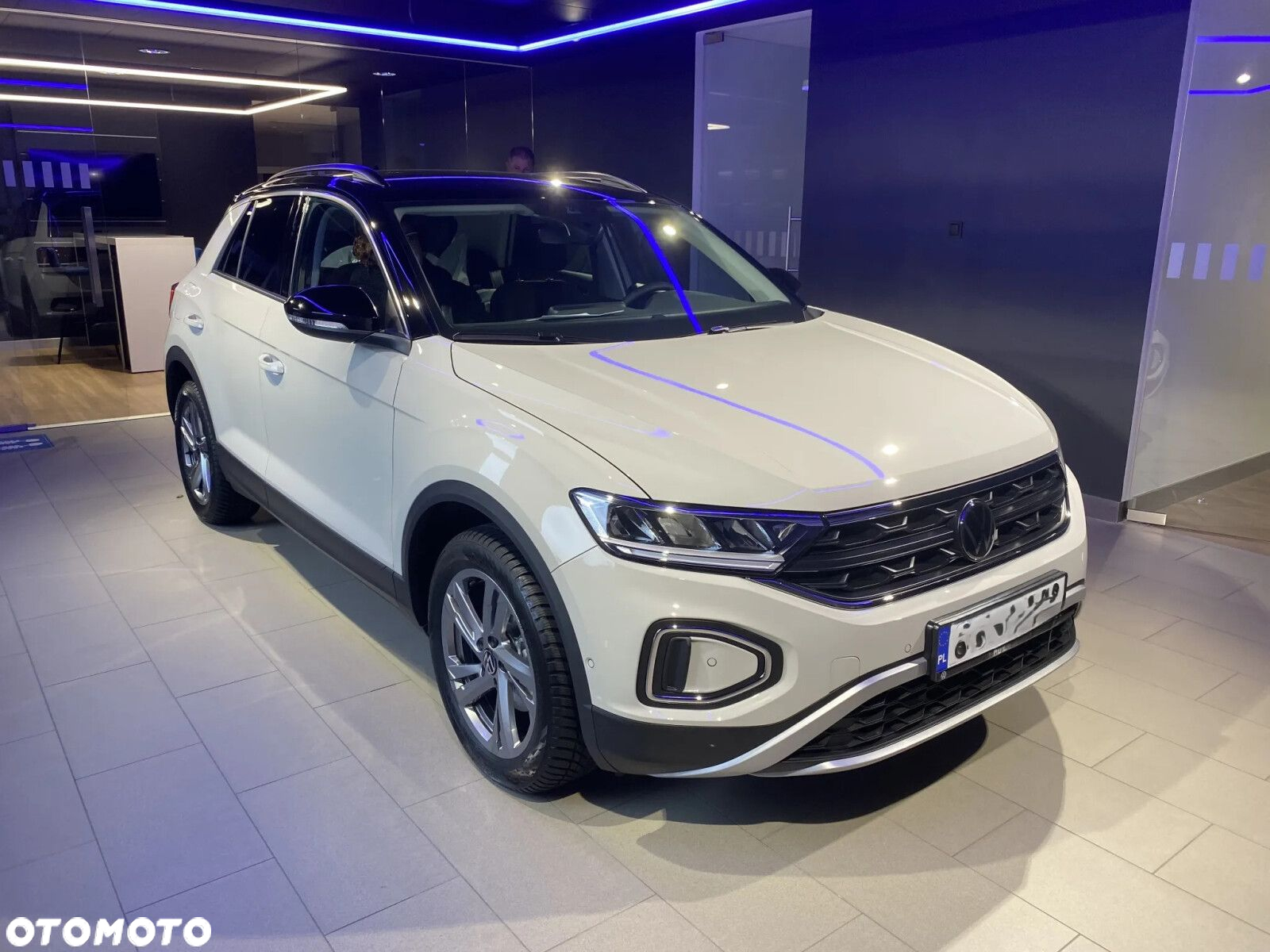 Volkswagen T-Roc - 5