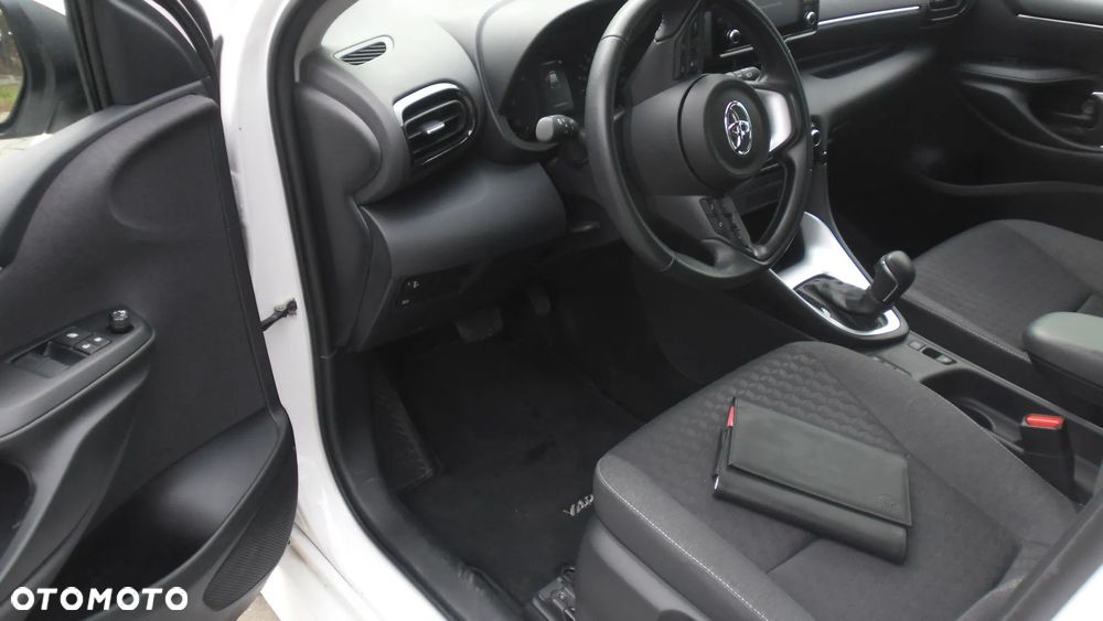 Toyota Yaris - 9