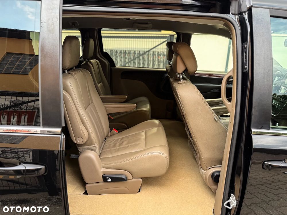 Chrysler Town & Country 3.6 Touring - 9