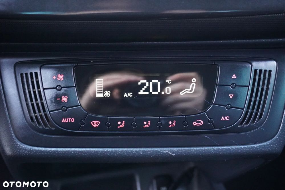 Seat Ibiza 1.2 12V Style - 23