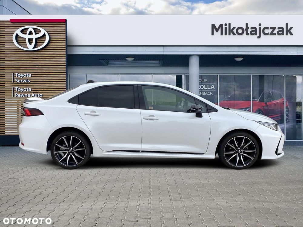Toyota Corolla 1.8 Hybrid GR Sport Dynamic - 10