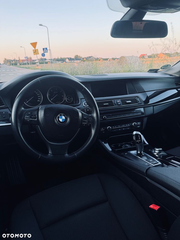 BMW Seria 5 520d - 10