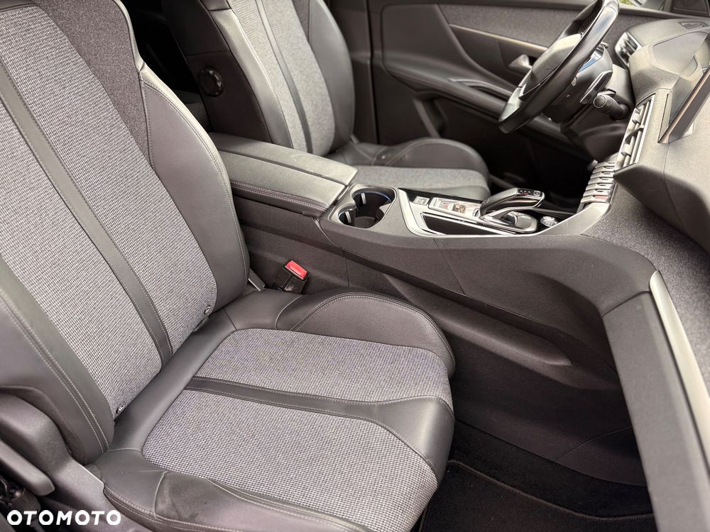 Peugeot 3008 PureTech 130 Stop & Start GPF EAT8 Allure - 21
