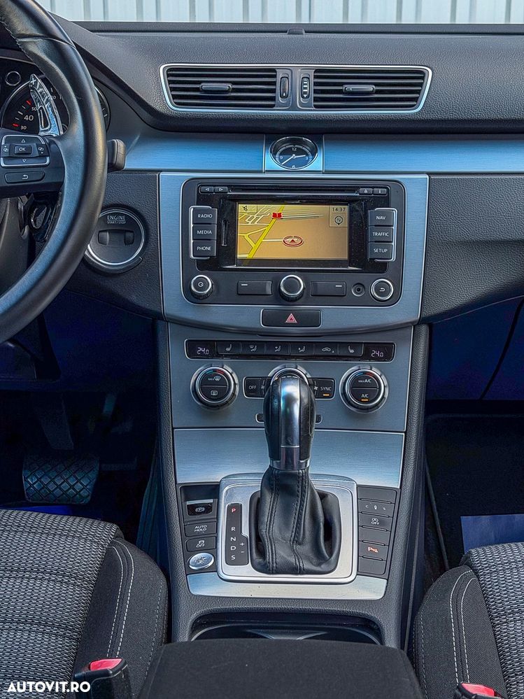 Volkswagen Passat CC 2.0 TDI BlueMotion Technology DSG - 34