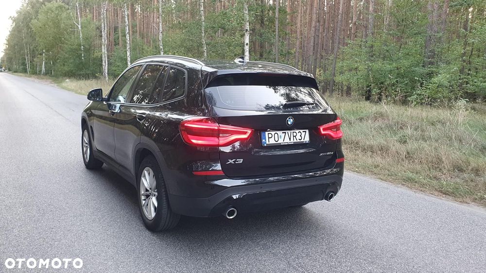 BMW X3 xDrive20d Advantage - 6