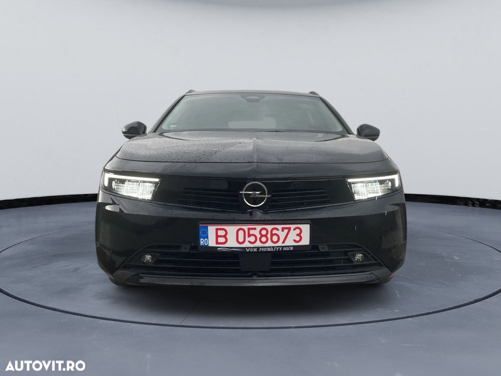 Opel Astra Sports Tourer 1.2 Turbo Enjoy - 2