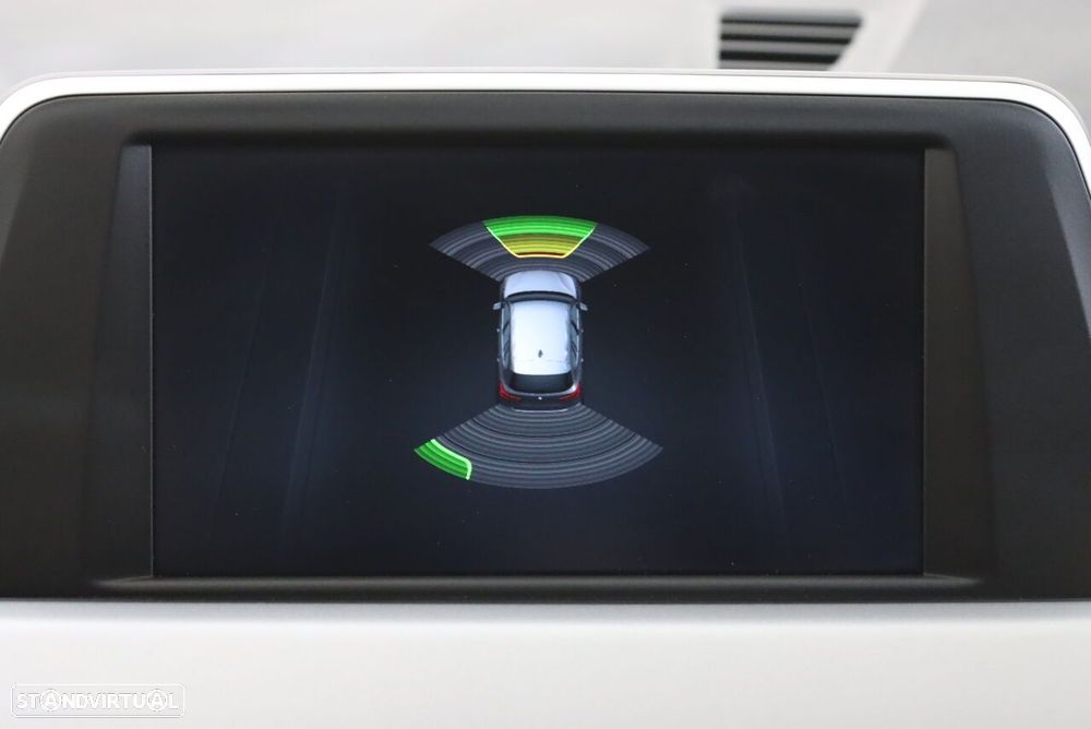 BMW X1 16 d sDrive Advantage - 21