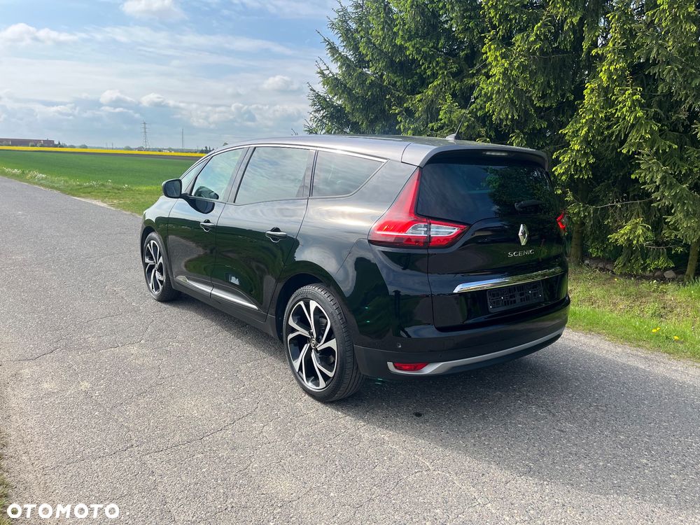 Renault Grand Scenic - 9