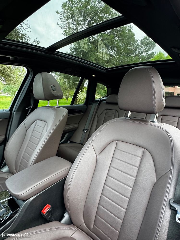 BMW iX3 Inspiring - 12