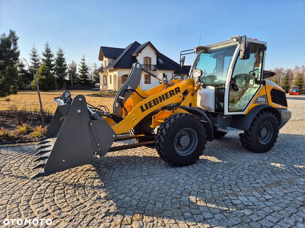 Liebherr 504 COMPACT - 1