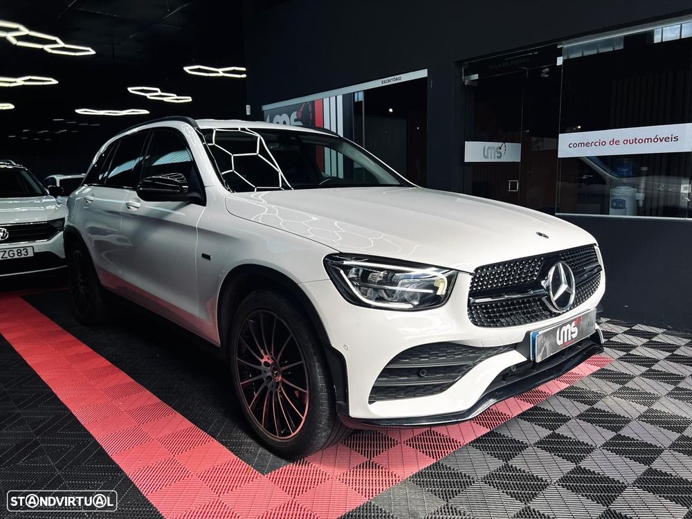 Mercedes-Benz GLC 300 - 1