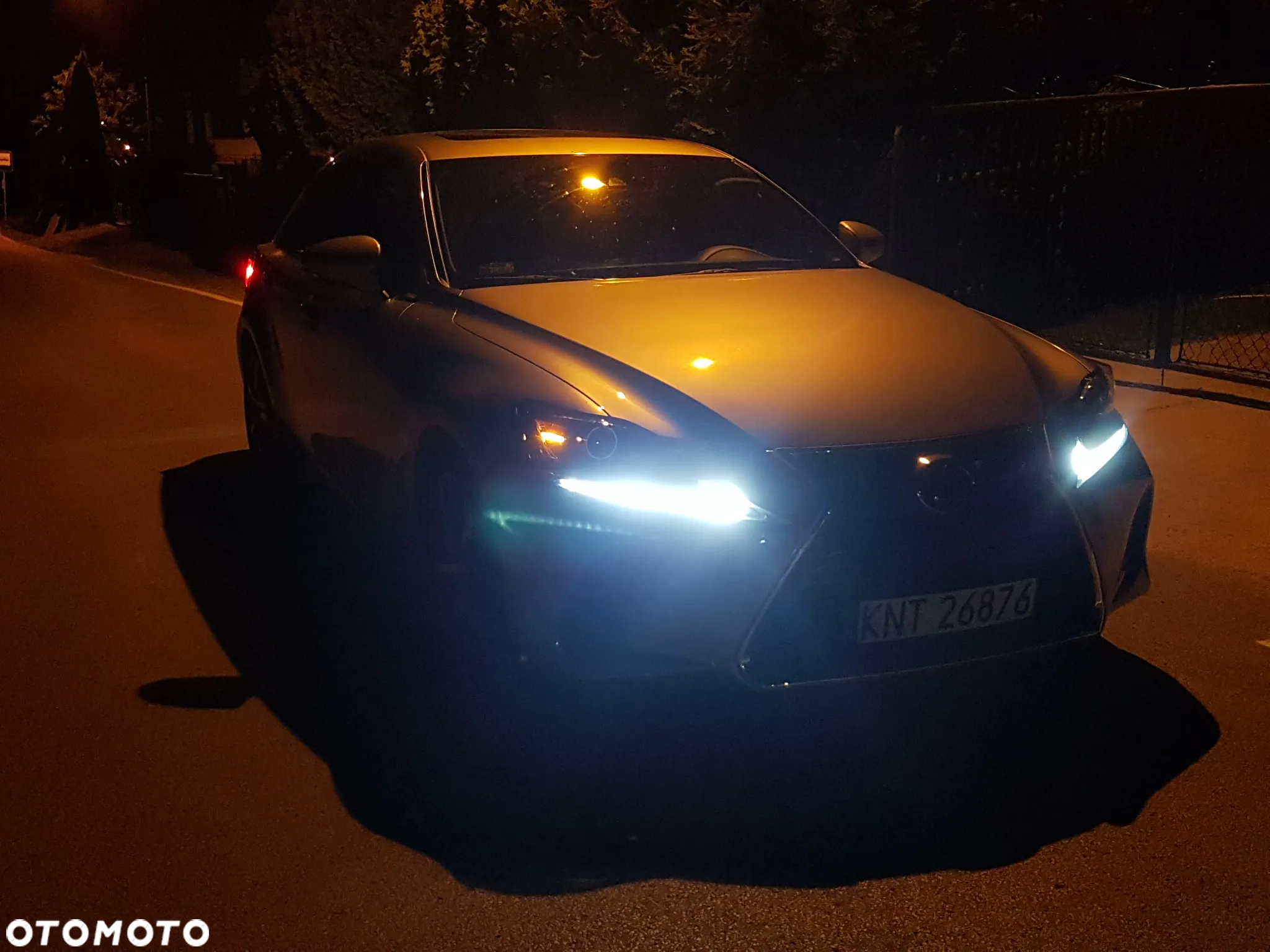 Lexus IS 200t - 19