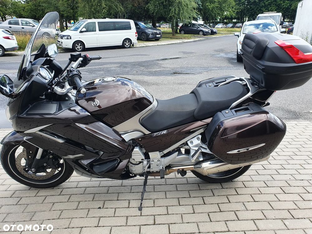 Yamaha FJR - 6