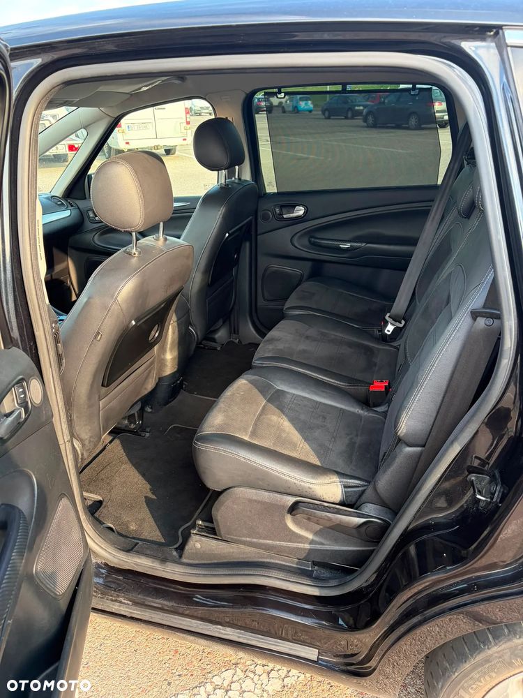 Ford S-Max 2.2 TDCi DPF Platinium X - 16