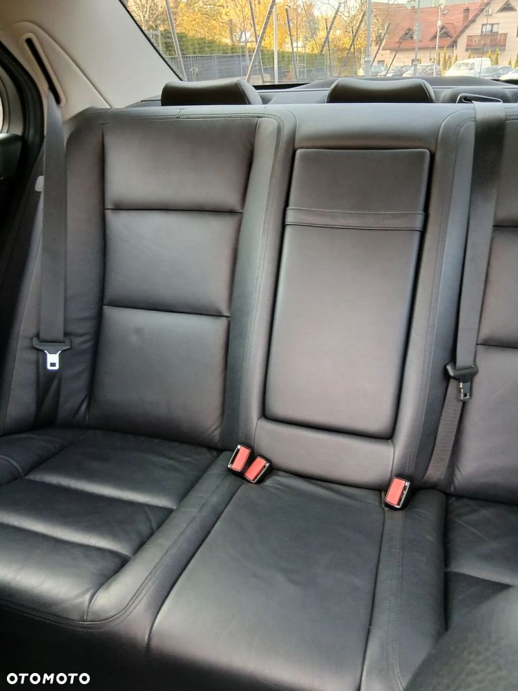 Mercedes-Benz S-Class 2009 photo 4