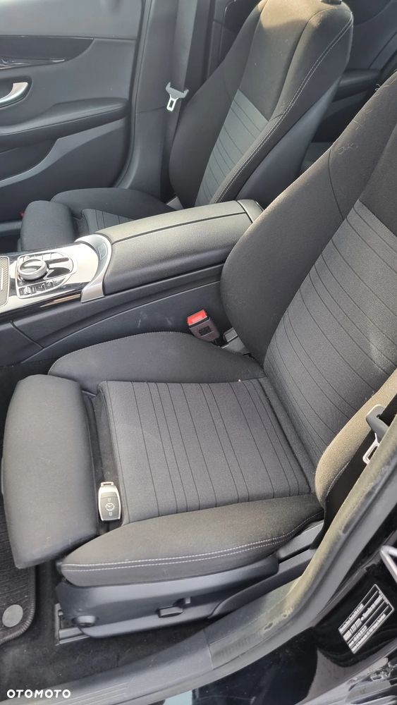 Mercedes-Benz Klasa C 220 d 9G-TRONIC - 27