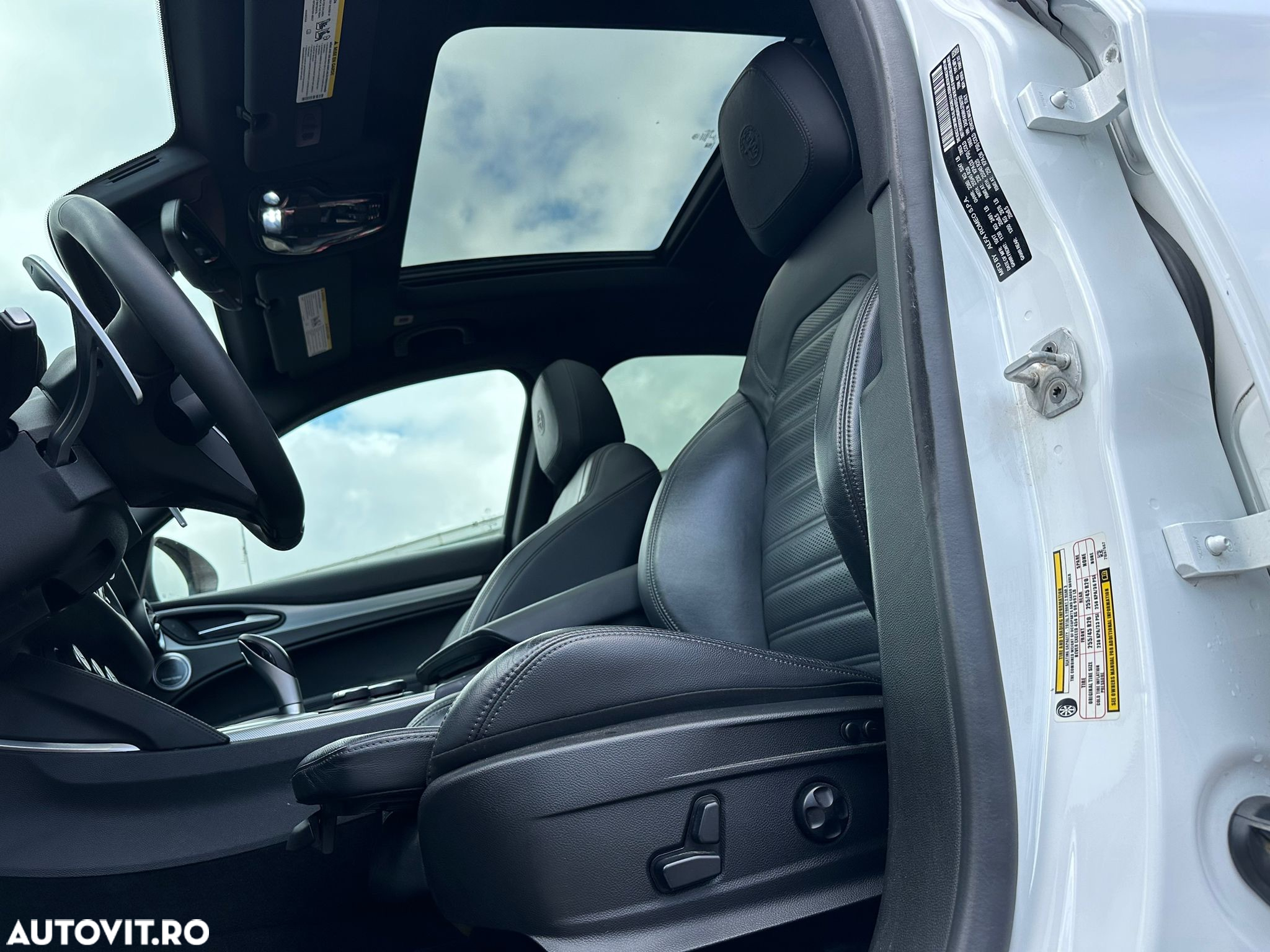 Alfa Romeo Stelvio - 9