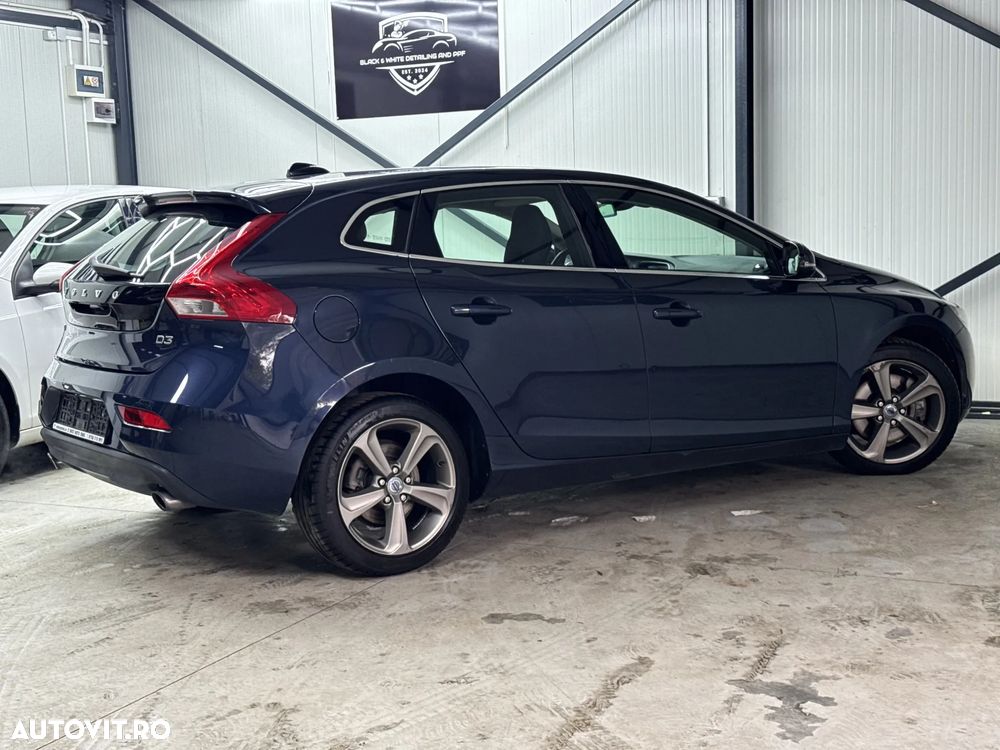 Volvo V40 D3 Geartronic Momentum - 14