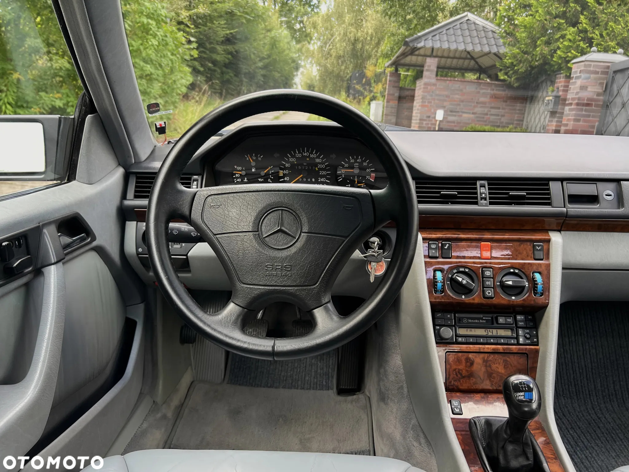 Mercedes-Benz W124 (1984-1993) - 17
