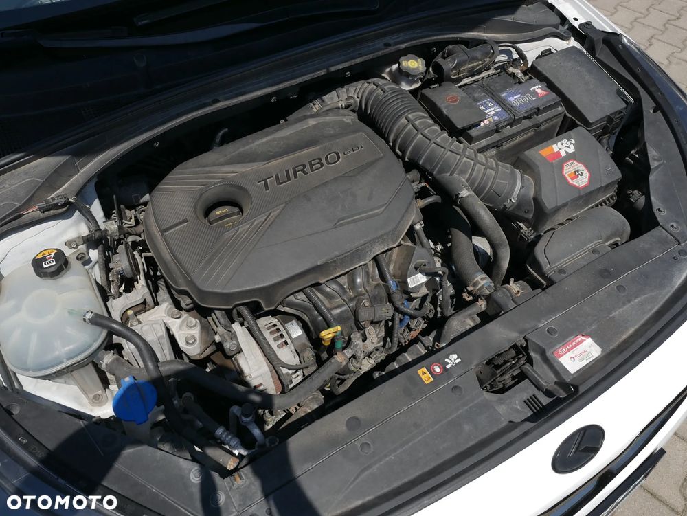 Kia ProCeed 1.6 T-GDI GT DCT - 26