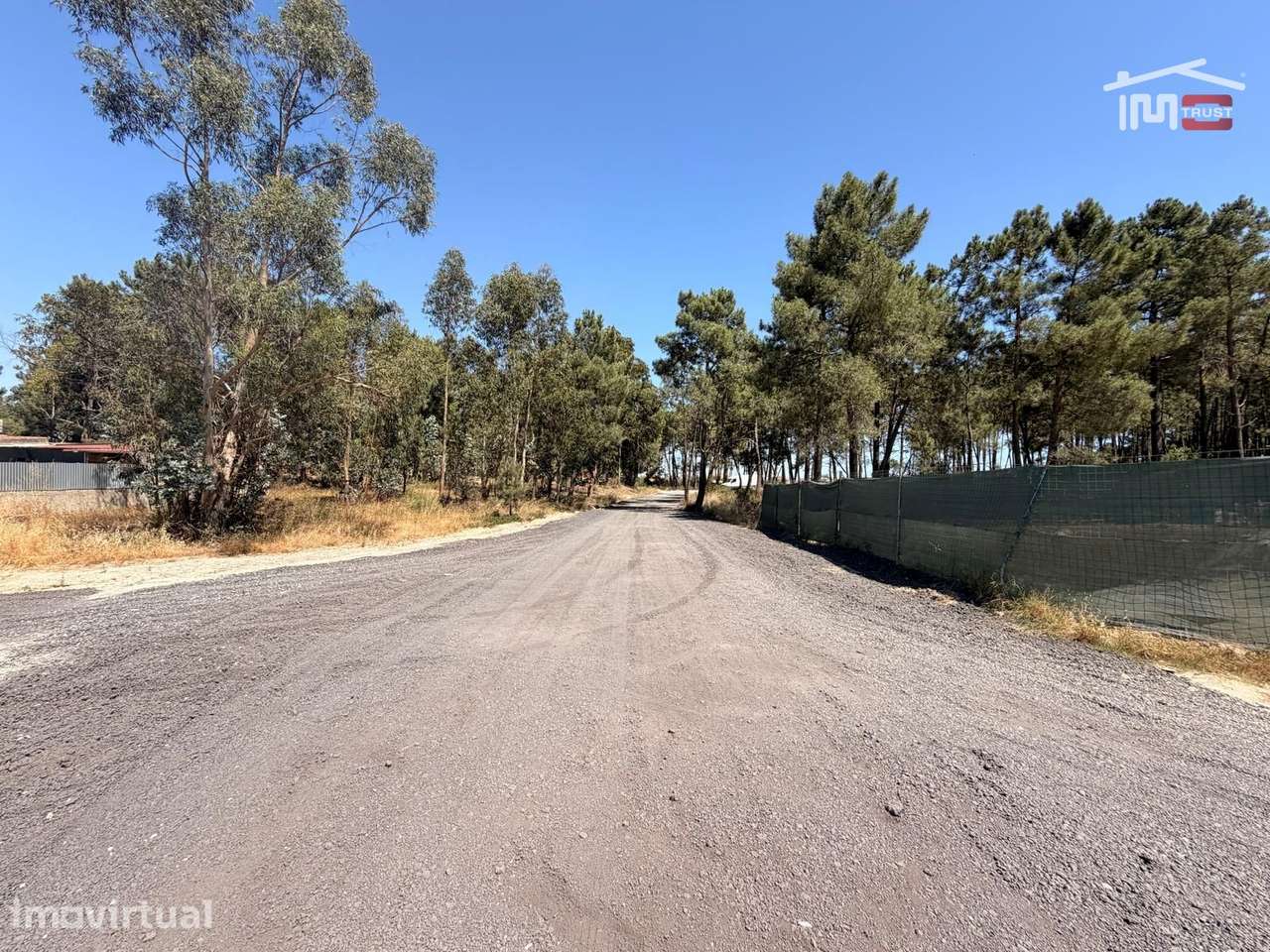 Terreno Urbano na Quinta Nova da Lobateira em Fernão Ferro - Grande imagem: 4/7