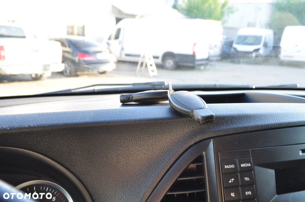 Mercedes-Benz Vito - 19