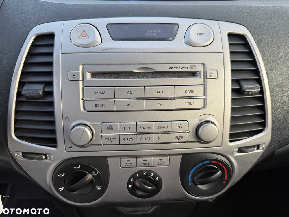 Hyundai i20 - 8
