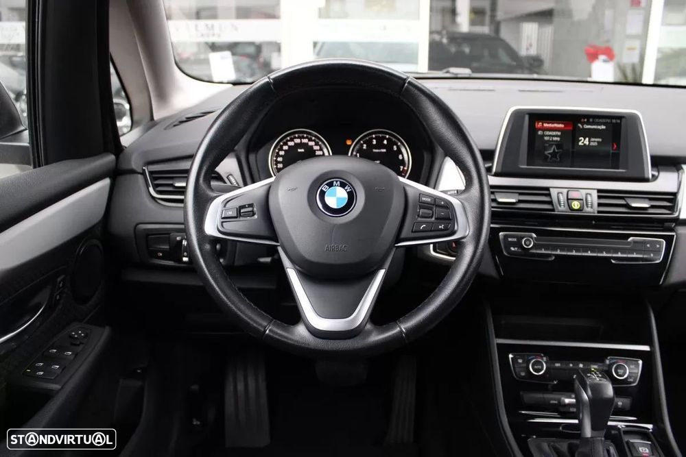 BMW 225xe Active Tourer - 5