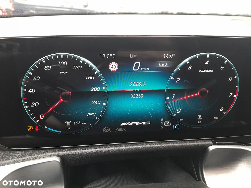 Mercedes-Benz GLB AMG 35 4-Matic - 17