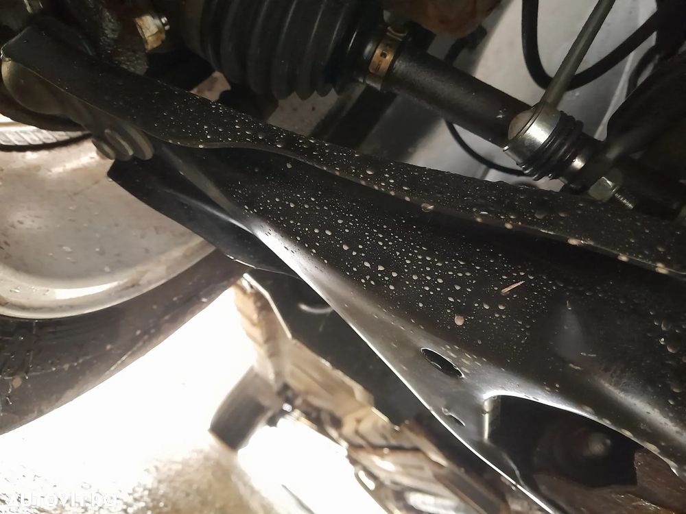 Dacia Duster 1.5 dCi 4x4 Prestige - 38