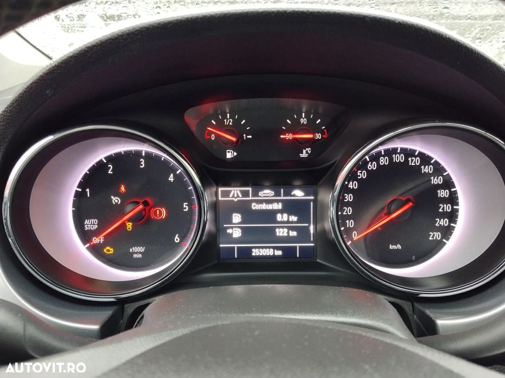 Opel Astra 1.6 D (CDTI) Start/Stop Sports Tourer Edition - 18