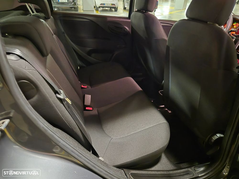 Fiat Punto 1.2 Lounge Start&Stop - 30