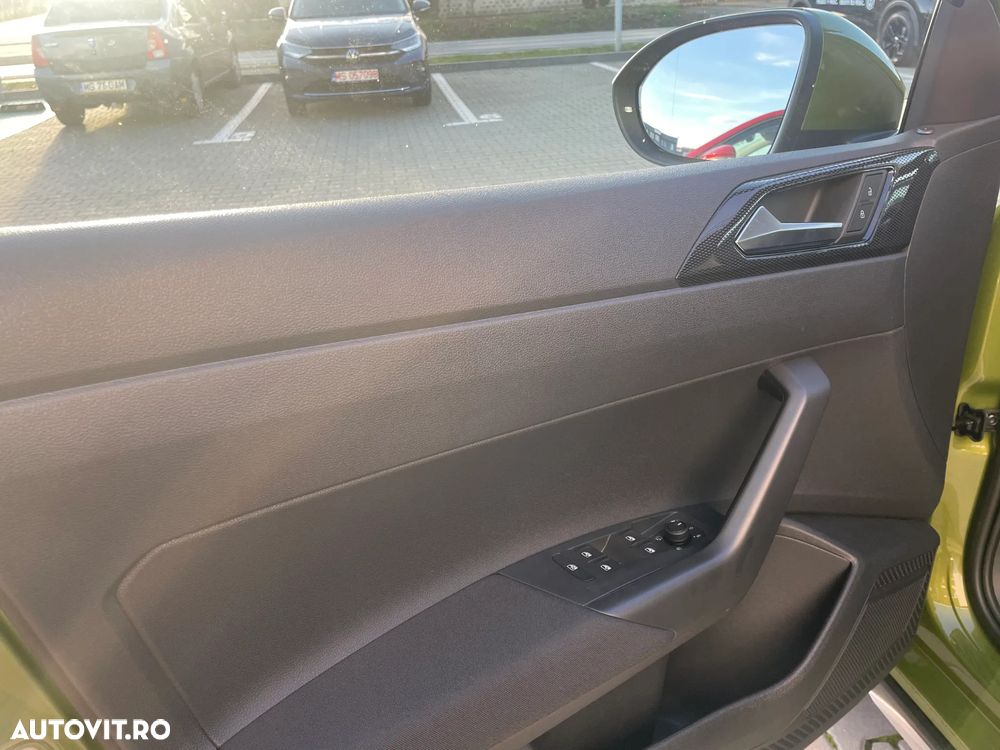 Volkswagen Taigo 1.0 TSI DSG Life - 10