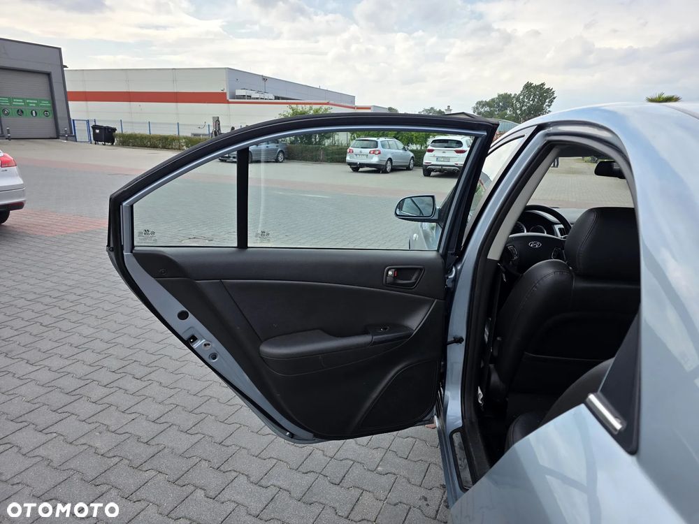 Hyundai Sonata 2.0 GLS - 9