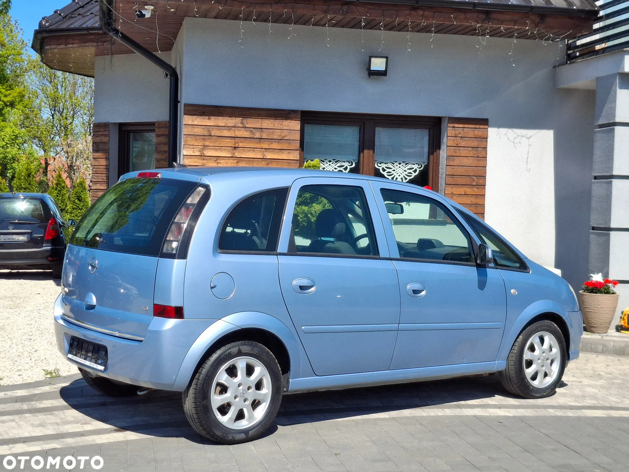 Opel Meriva 1.6 Essentia - 19