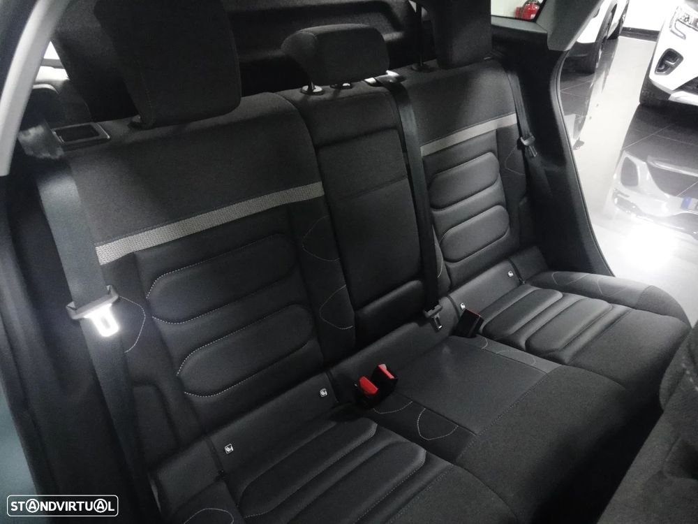 Citroën e-C4 Shine - 18