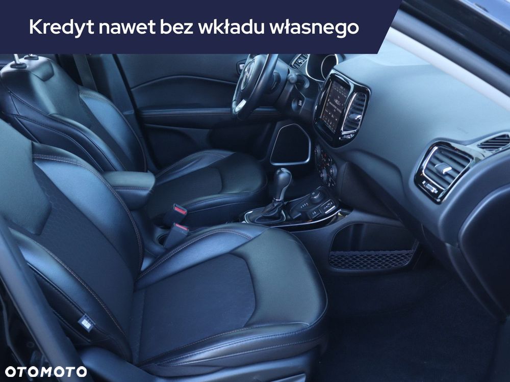 Jeep Compass - 11