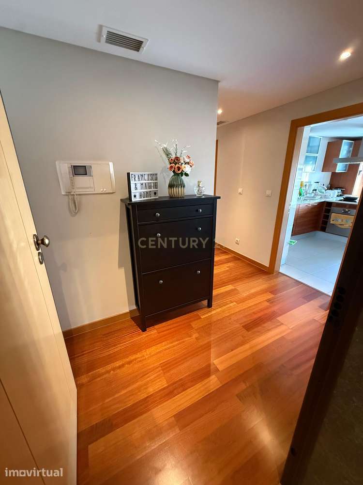 Apartamento T2 Moderno em Odivelas com Vista para a Cidade - Grande imagem: 3/22