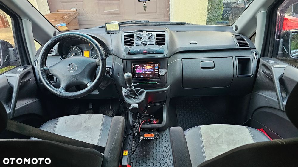 Mercedes-Benz Vito Univan 639.605 - 20
