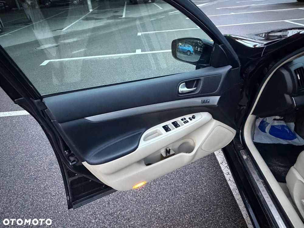 Infiniti G AWD - 10