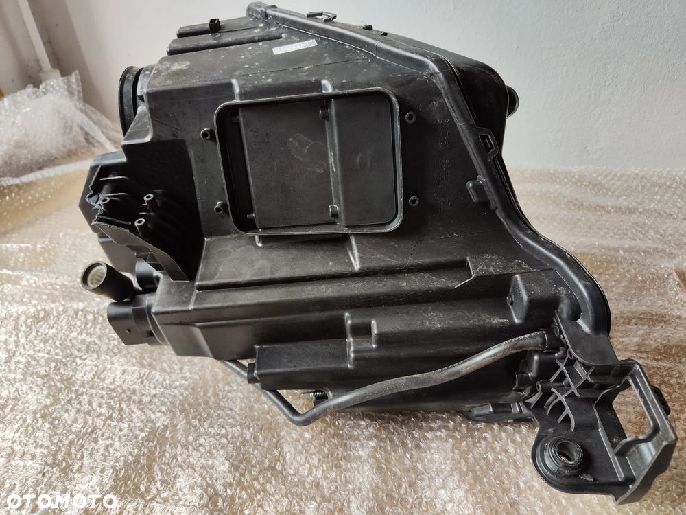 Reflektor Prawy Skoda Karoq 57B941010 Lampa Prawa - 12