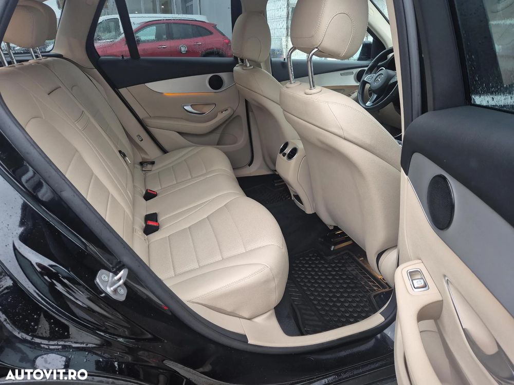 Mercedes-Benz GLC 220 d 4MATIC - 21