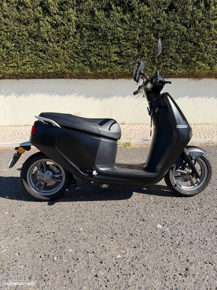 Ecooter E2 - 4