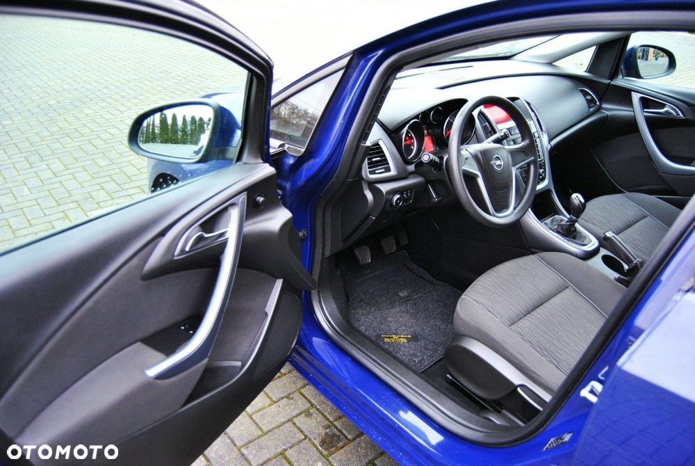 Opel Astra 1.4 Selection - 9