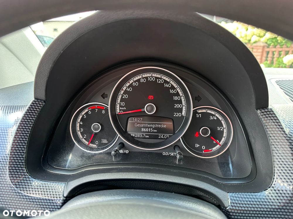 Volkswagen up! - 9