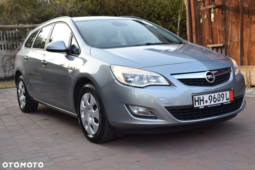Opel Astra 1.7 CDTI DPF Active - 1