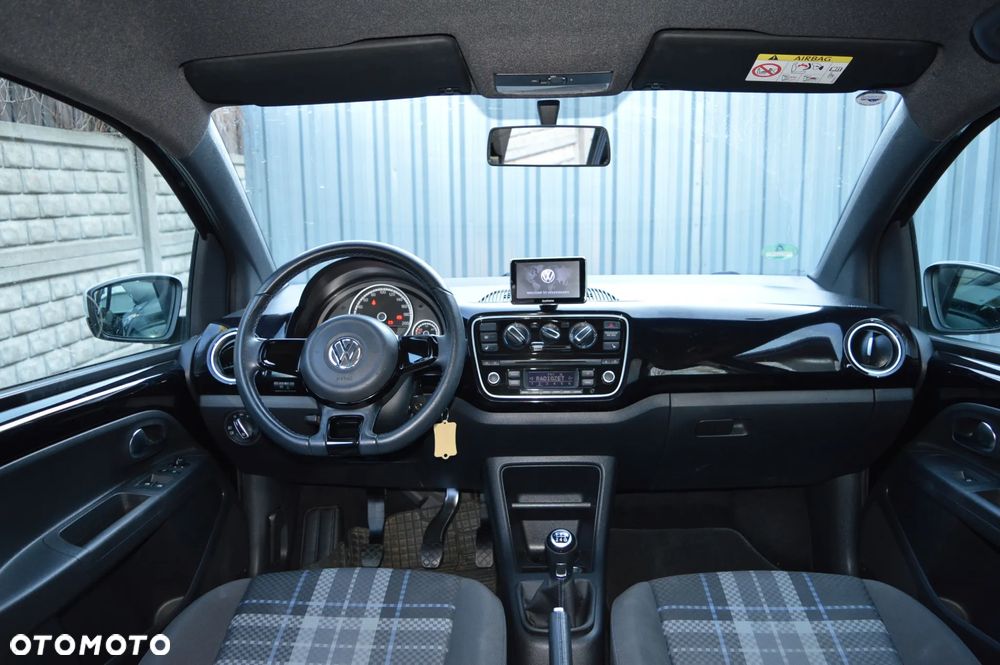 Volkswagen up! club - 16