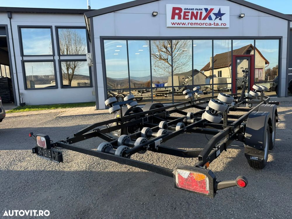 Lorries Peridoc/Remorca transport barca 7-7.8m 2500kg - 7
